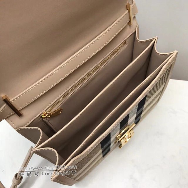 Burberry專櫃新款女包 巴寶莉TB專屬標識鎖扣包肩背斜背女包  db1133
